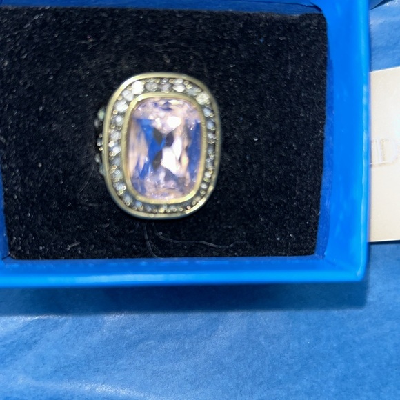 Heidi Daus Jewelry - Heidi Daus Ring Swarovski Crystal  Ring Size 6(?) ** Wearable Art**